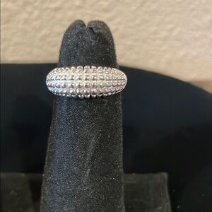Elegant Silver Ring